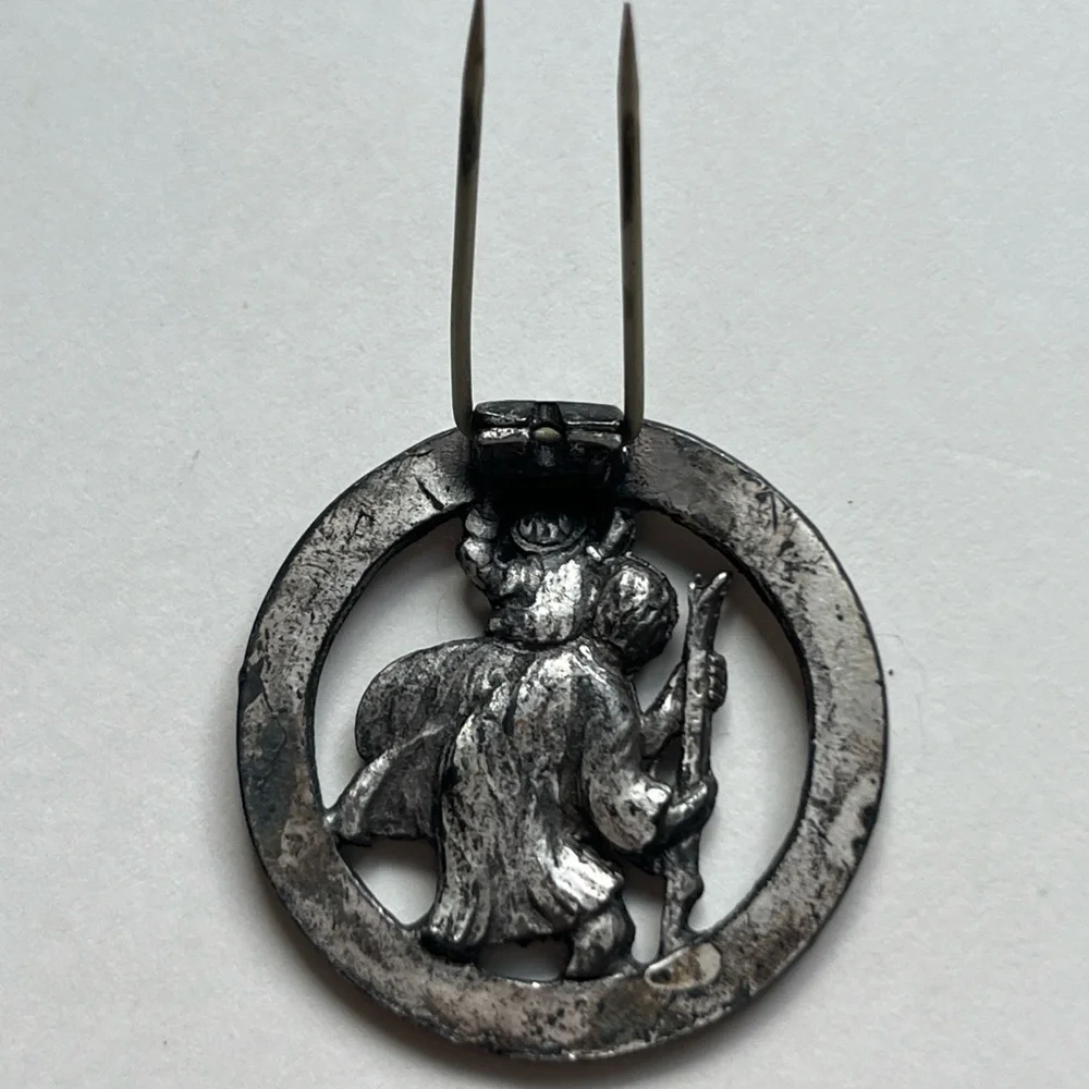 Vtg auto visor swing hinge pin clip Saint Christopher travel patron safety medal - Picture 3 of 4